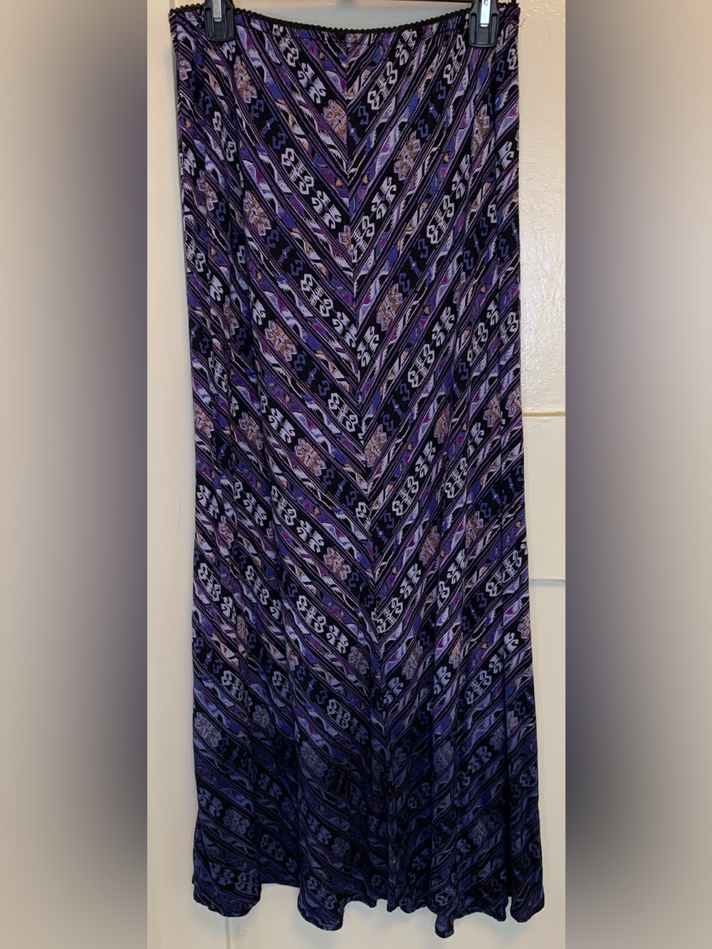 Nostalgia Vintage Long Maxi Skirt Purple Chevron Zigzag Print Super Stretchy